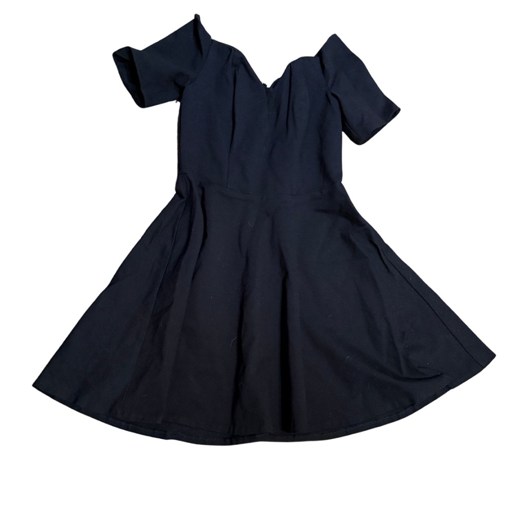 Guess Black Short-Sleeve Cocktail Dress | Size 4 | Stretch Party LBD